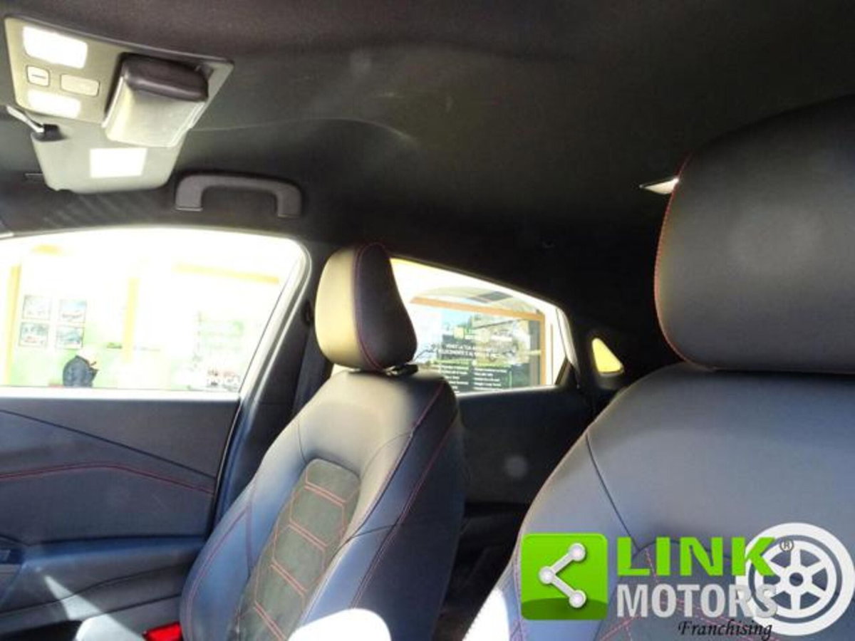 Ford Puma 1.0 EcoBoost Hybrid 125 CV S&S aut. ST-Line X (12)