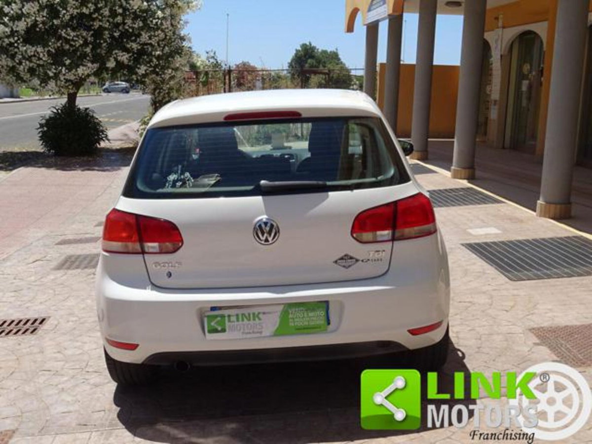 Volkswagen Golf Variant 1.6 TDI 105 CV Trendline BlueMotion Technology (5)