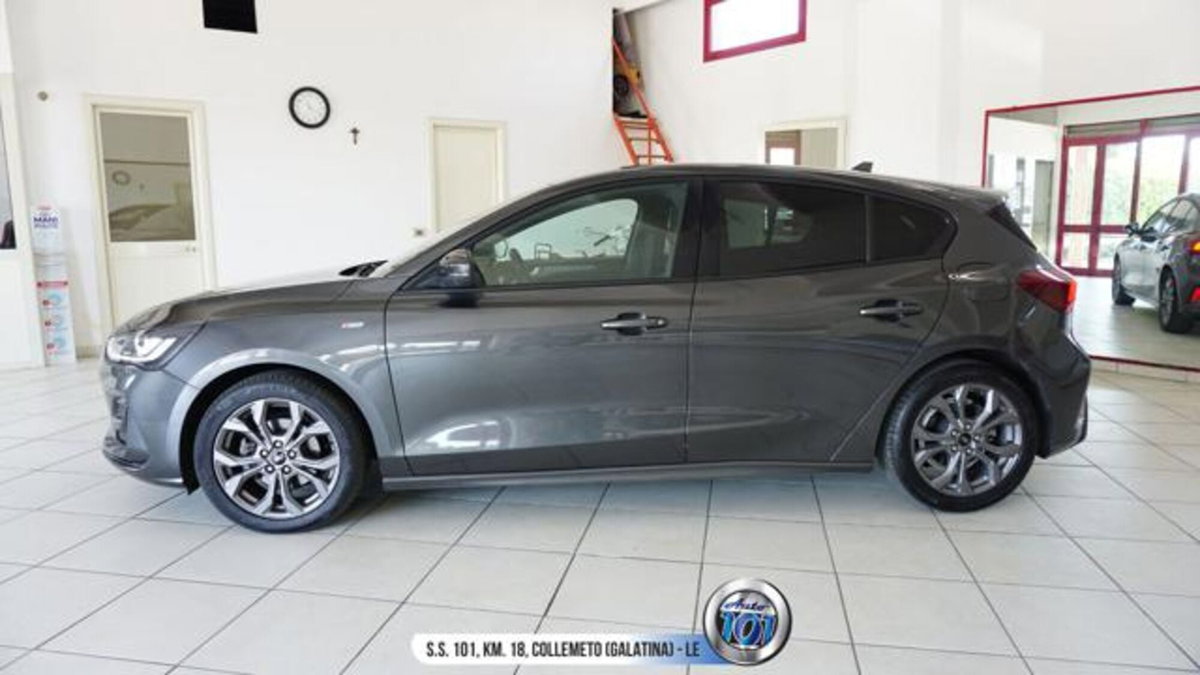 Ford Focus 1.0 EcoBoost Hybrid 125 CV Power. 5p. ST-Line Style (13)