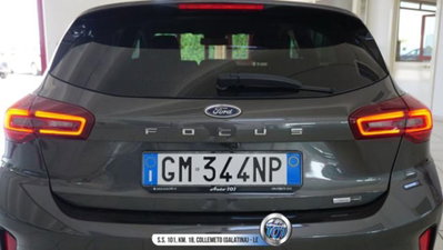 Ford Focus 1.0 EcoBoost Hybrid 125 CV Power. 5p. ST-Line Style (9)