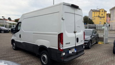 Iveco Daily Telaio 35S12 2.3 HPT PL Cabinato (3)