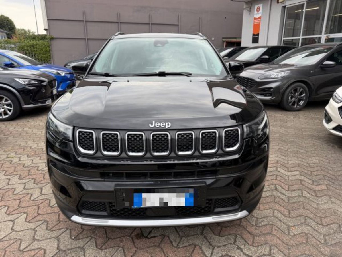 Jeep Compass 1.3 T4 190CV PHEV AT6 4xe Limited (2)
