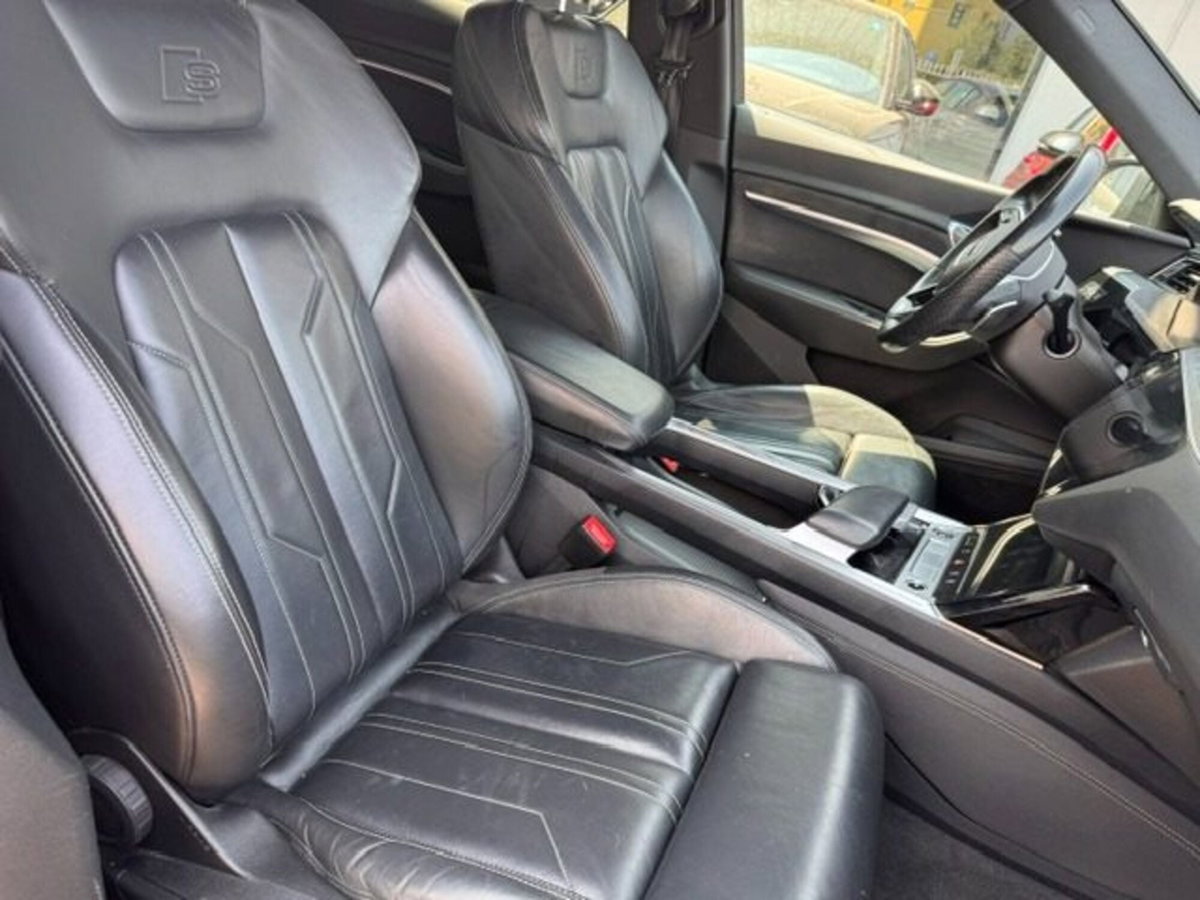 Audi e-tron Sportback 55 quattro S line Fast edition (12)