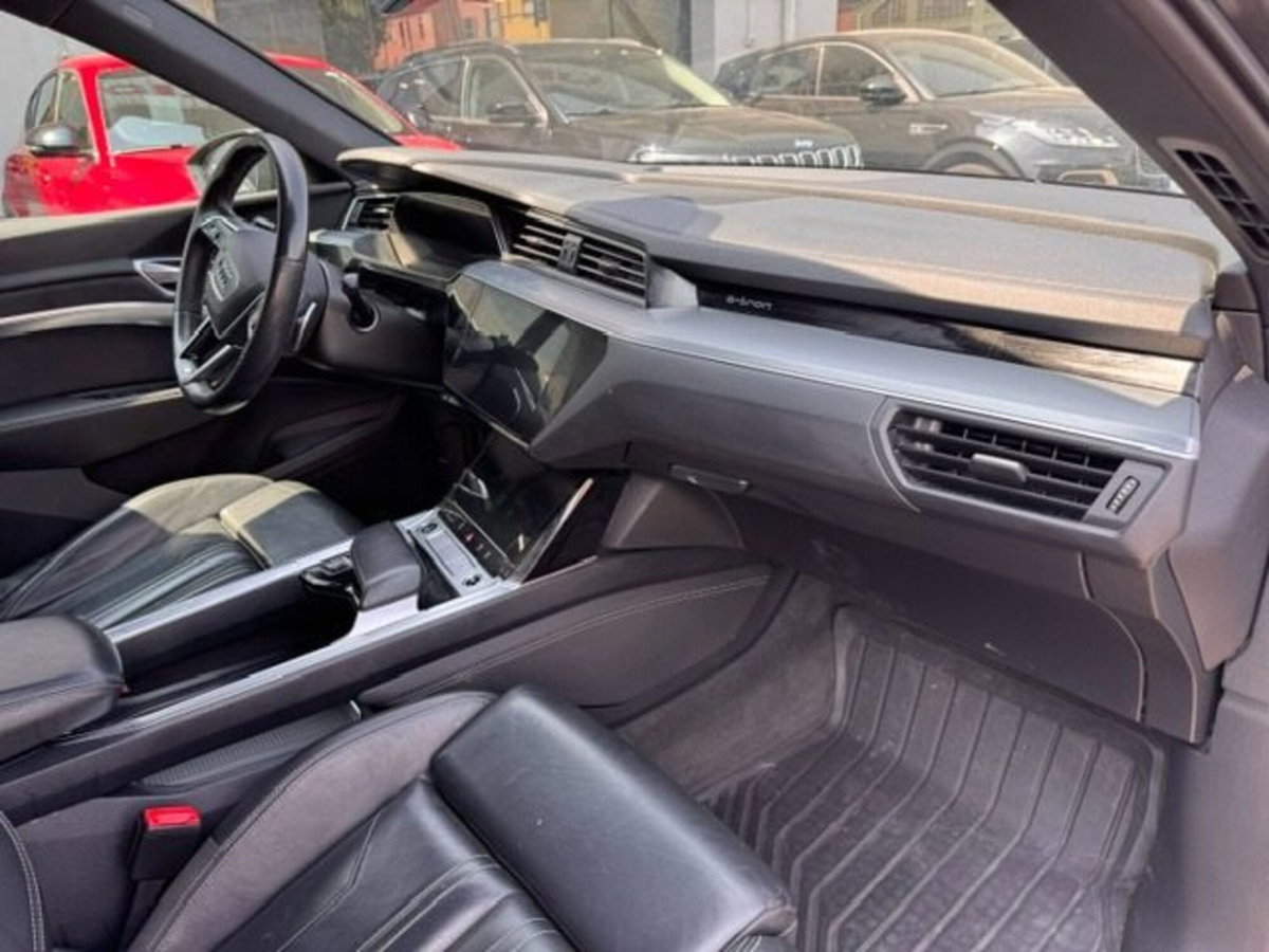 Audi e-tron Sportback 55 quattro S line Fast edition (13)