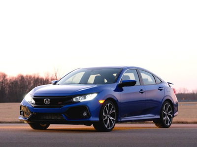 Honda Civic 1.6 4 porte Comfort Navi usata