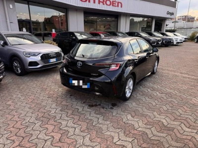 Toyota Corolla 1.8 Hybrid Active (3)