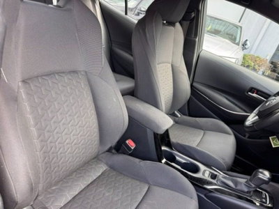 Toyota Corolla 1.8 Hybrid Active (6)
