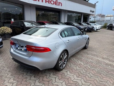 Jaguar XF 2.0 D 180 CV aut. Portfolio (5)