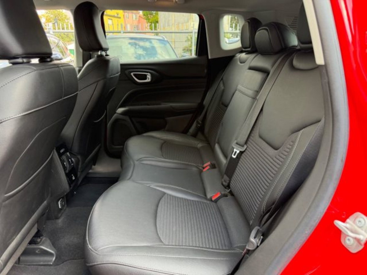 Jeep Compass 1.3 T4 190CV PHEV AT6 4xe Limited (14)