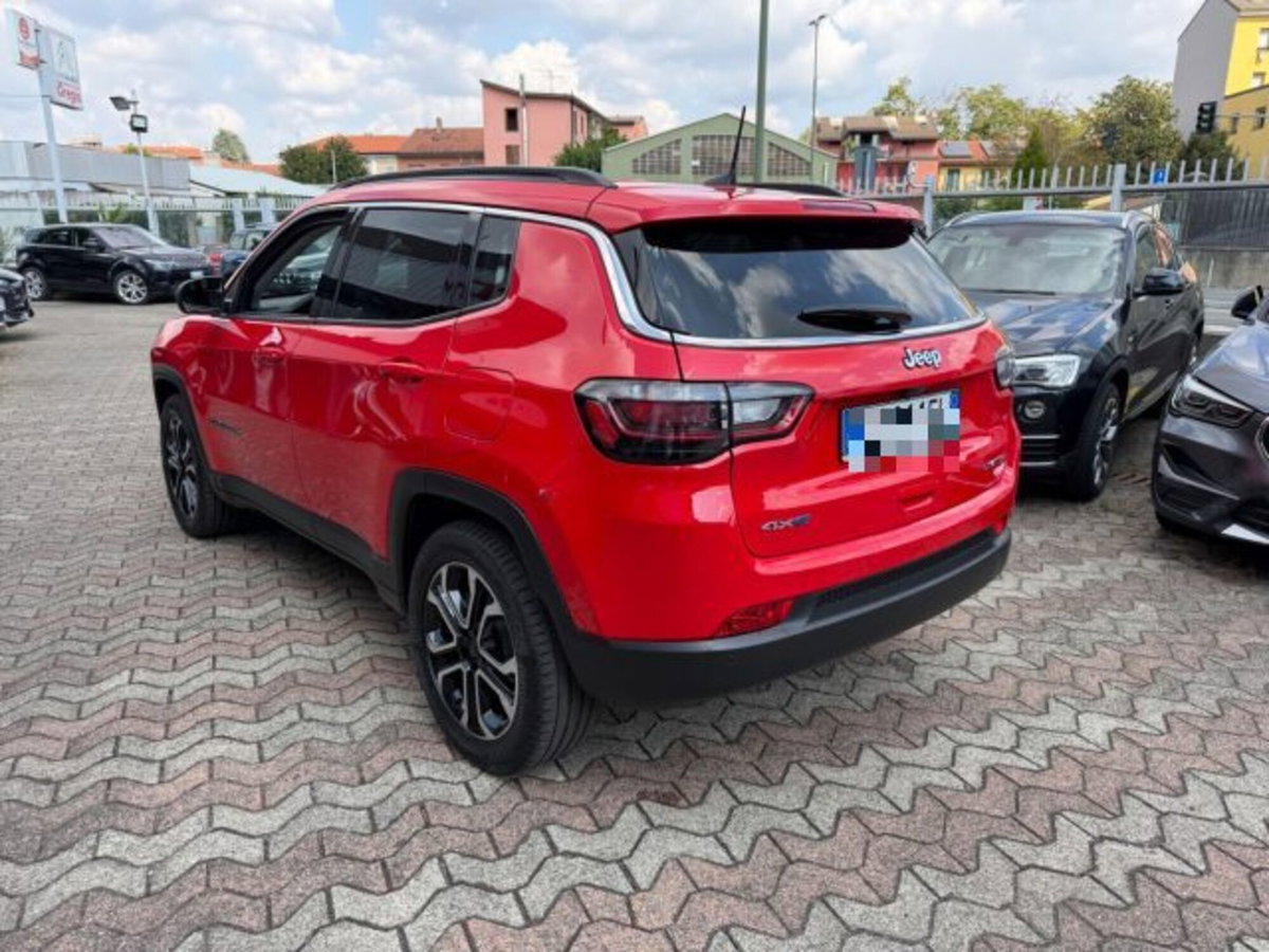 Jeep Compass 1.3 T4 190CV PHEV AT6 4xe Limited (5)