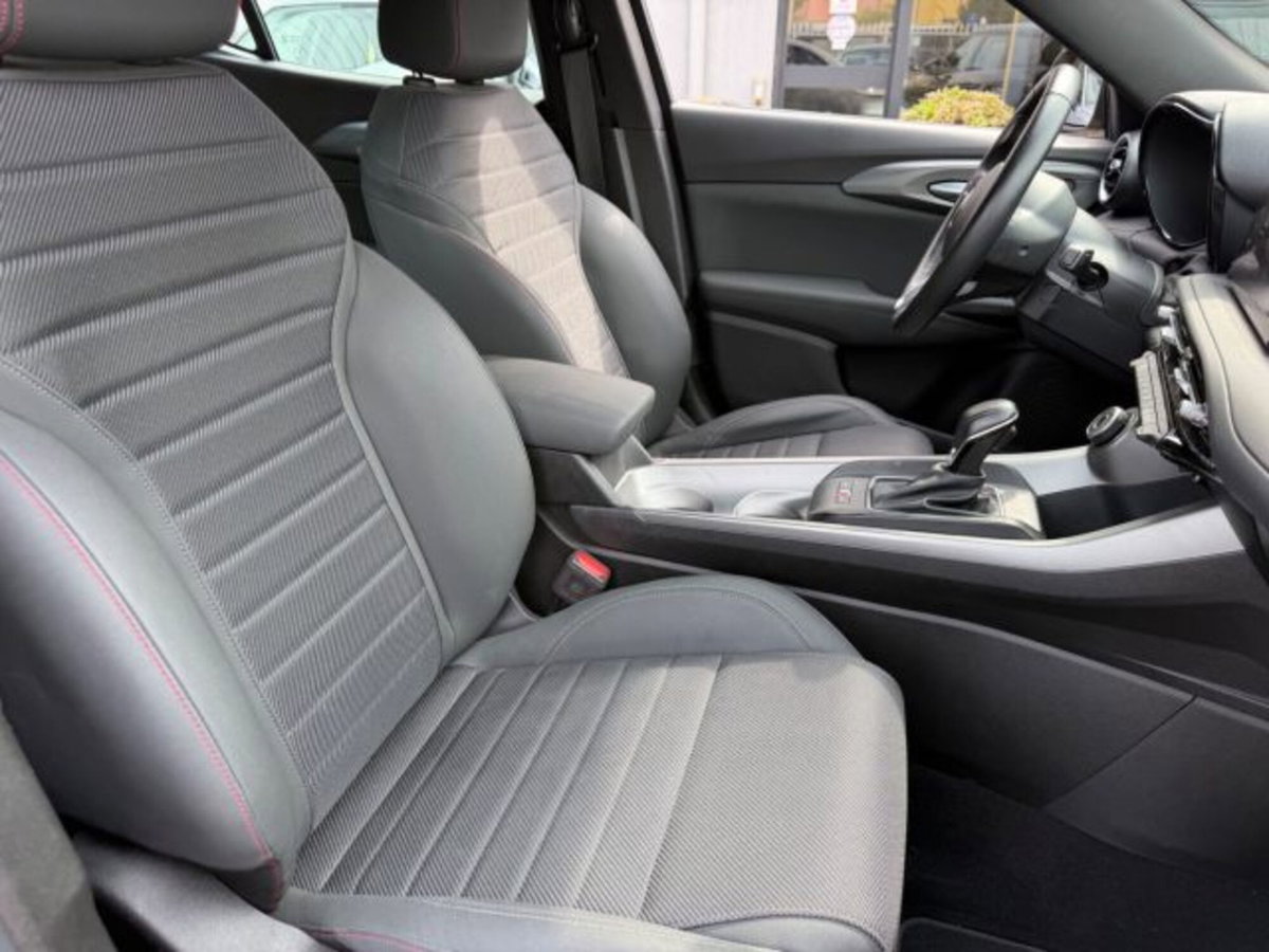 Alfa Romeo Tonale 1.6 Sprint 130cv tct6 (10)