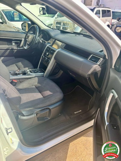 Land Rover Discovery Sport 2.0 TD4 150 CV Deep Blue Edition (10)