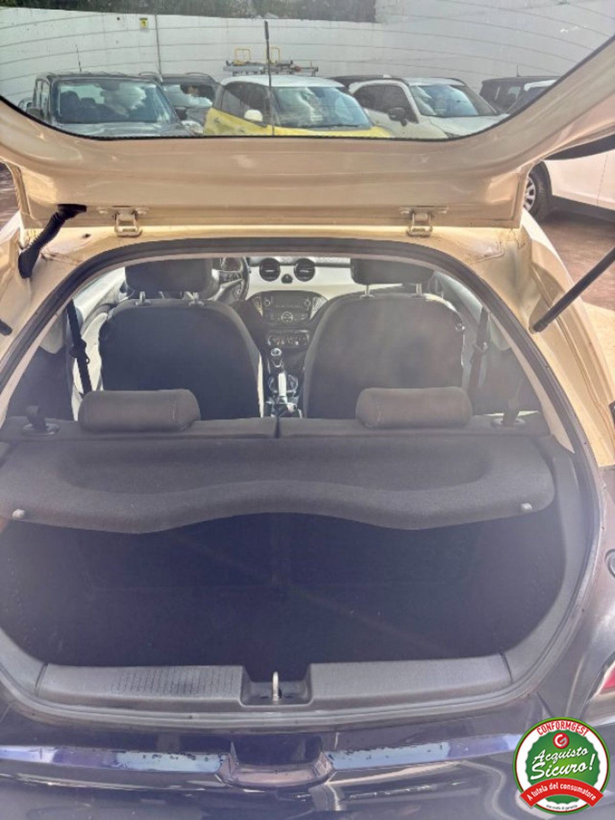Opel Adam 1.2 70 CV Slam (9)
