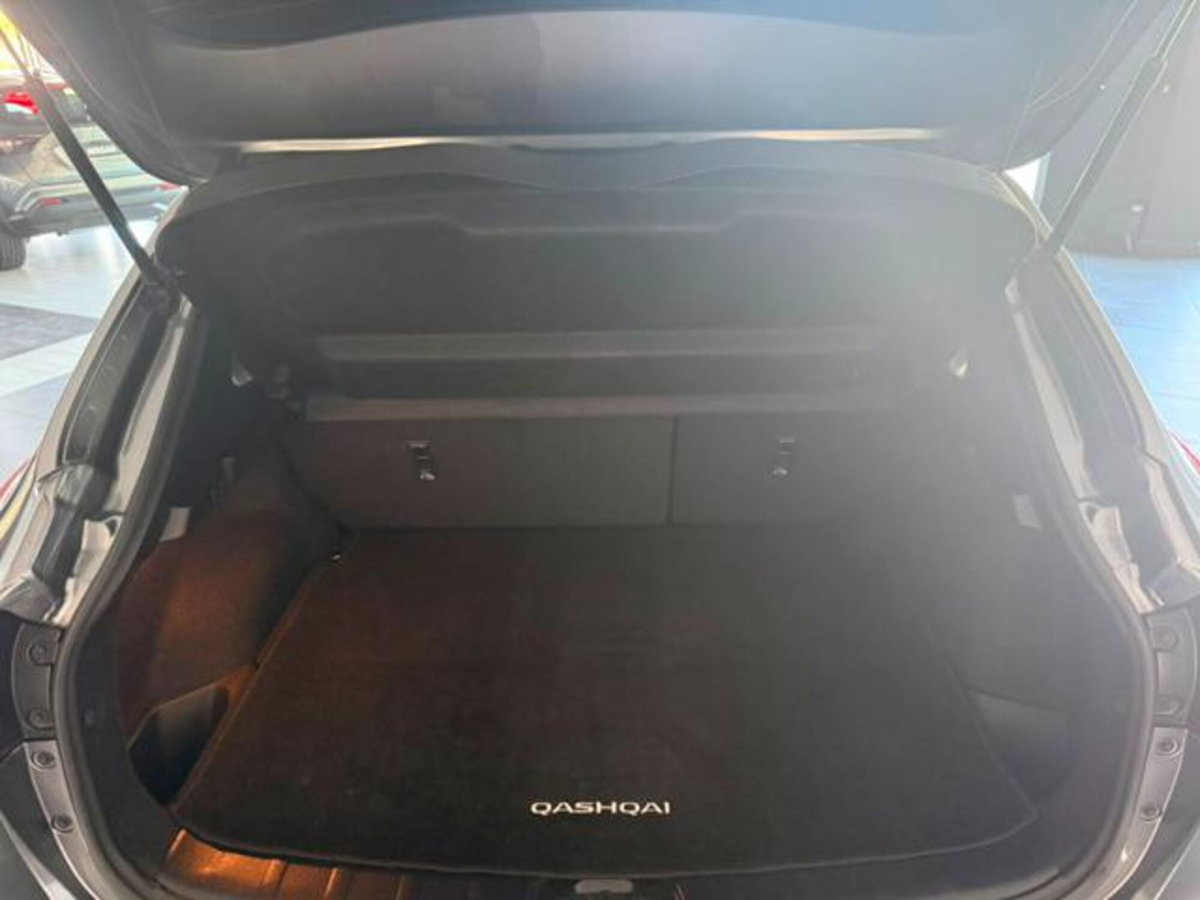 Nissan Qashqai 1.5 dCi 115 CV DCT Tekna (20)