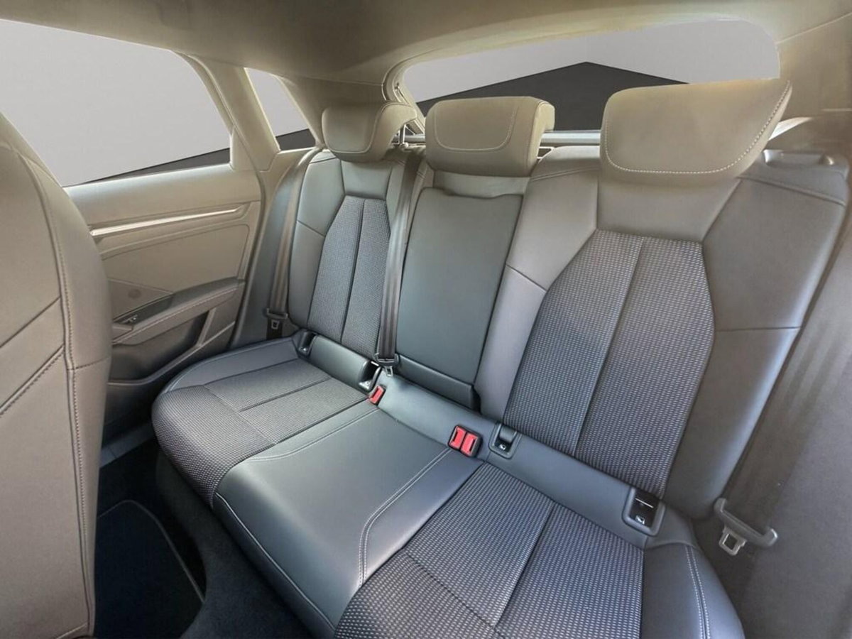 Audi A3 Sportback 35 TDI S tronic Business (15)
