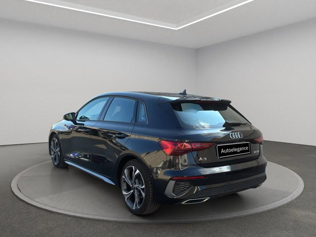 Audi A3 Sportback 35 TDI S tronic Business (2)