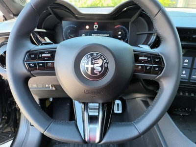 Alfa Romeo Junior elettrica Speciale 156cv (16)