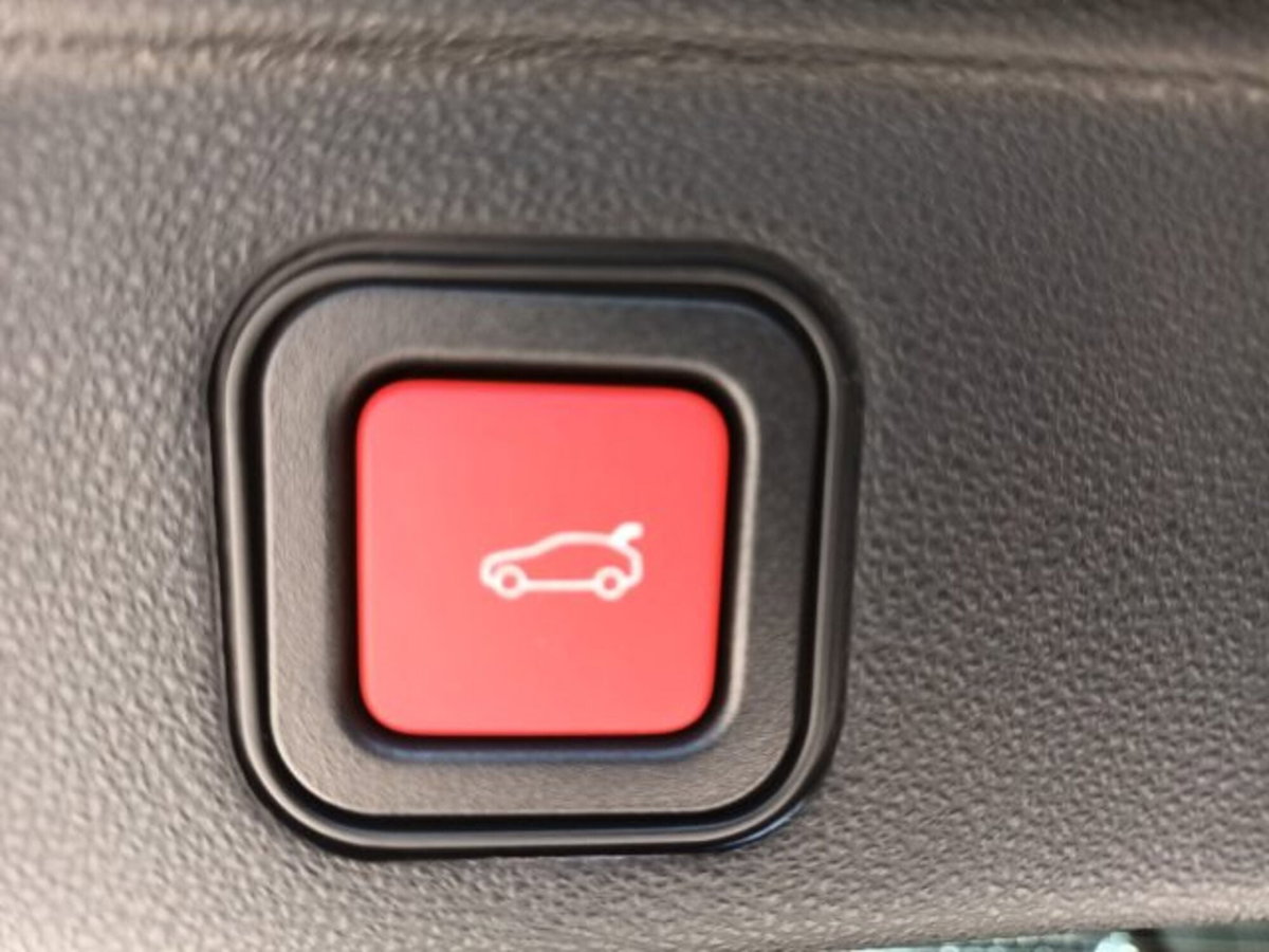 Alfa Romeo Junior elettrica Speciale 156cv (18)