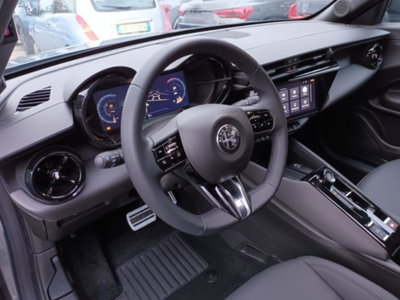Alfa Romeo Junior elettrica Ti 156cv (10)
