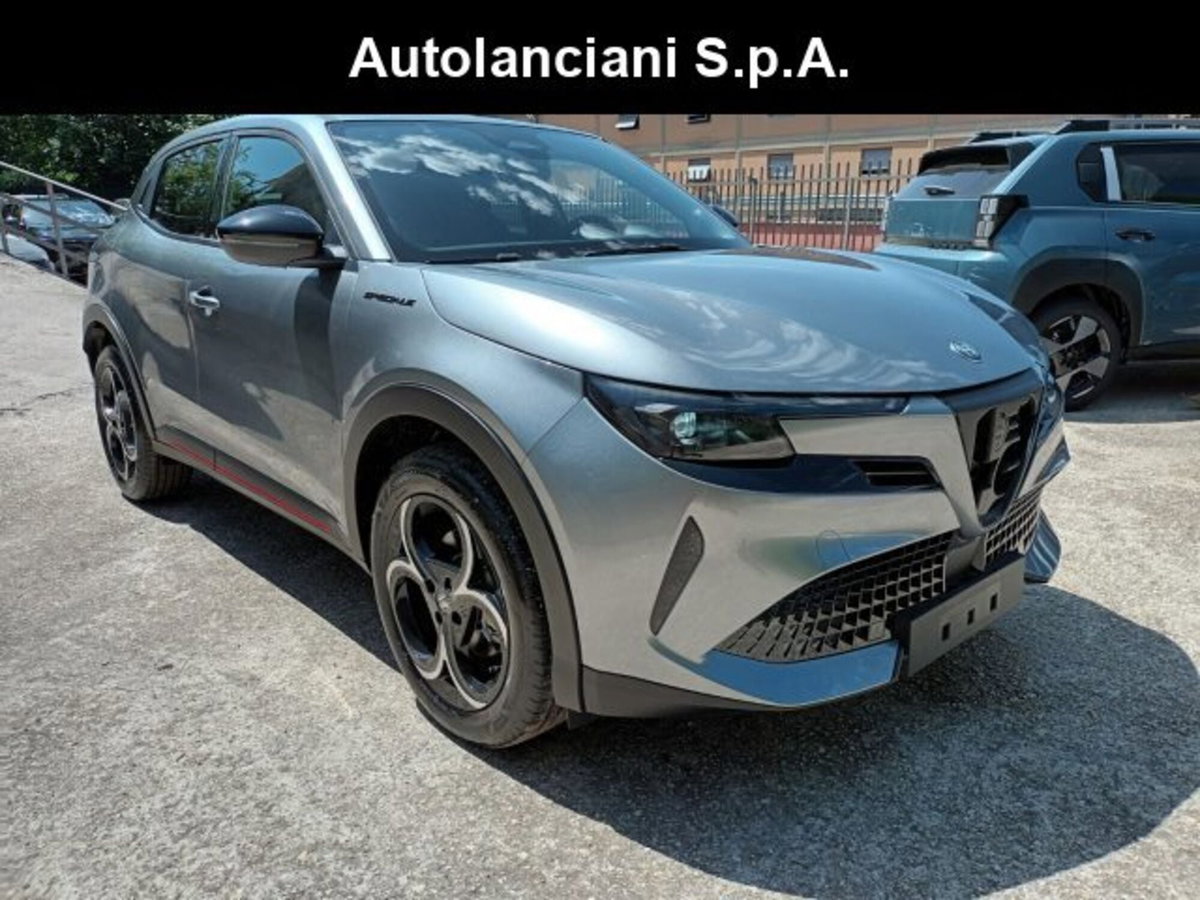 Alfa Romeo Junior elettrica Speciale 156cv