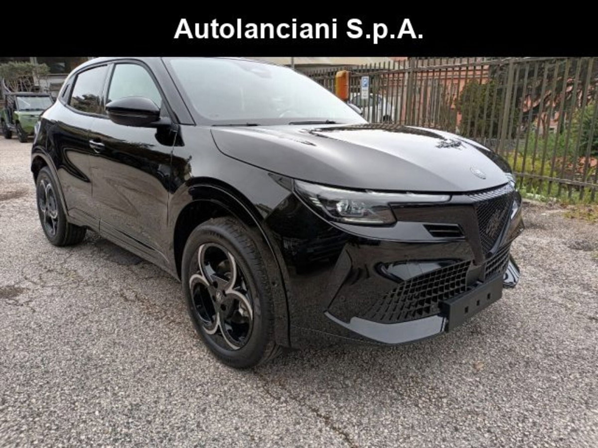 Alfa Romeo Junior elettrica Ti 156cv