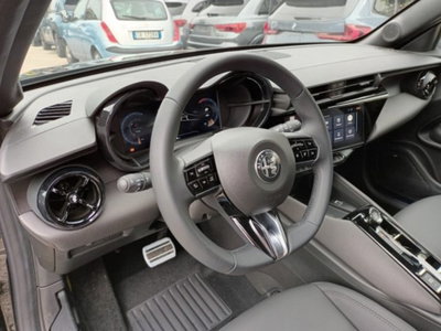 Alfa Romeo Junior elettrica Ti 156cv (10)