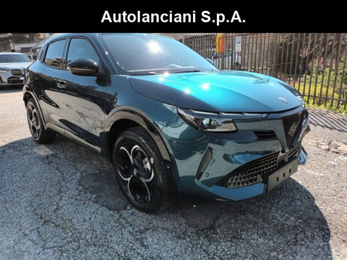 Alfa Romeo Junior elettrica Ti 156cv