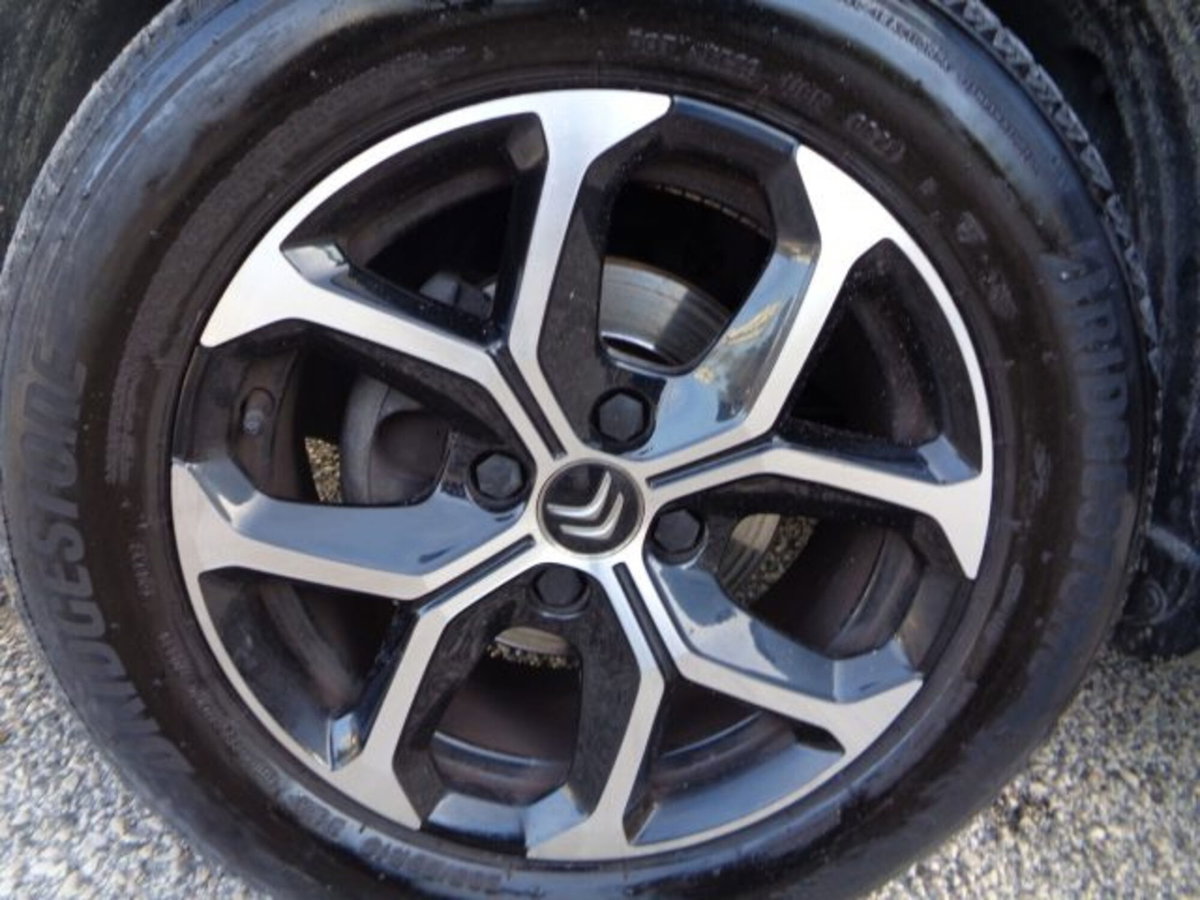 Citroen C3 Aircross BlueHDi 110 S&S Shine Pack (12)