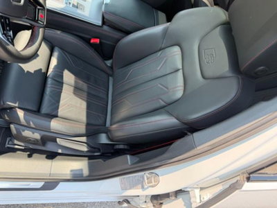 Audi A6 Avant 40 2.0 TDI quattro ultra S tronic Business (6)