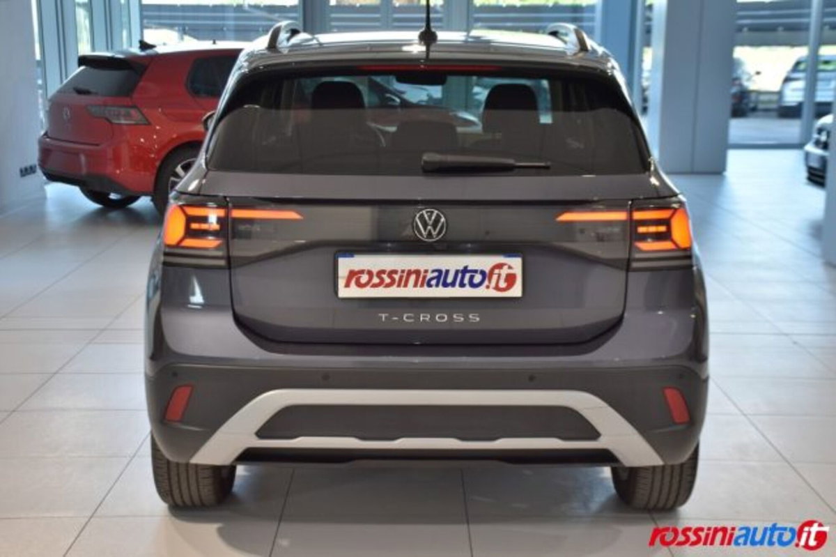Volkswagen T-Cross 1.0 tsi Edition 95cv (4)