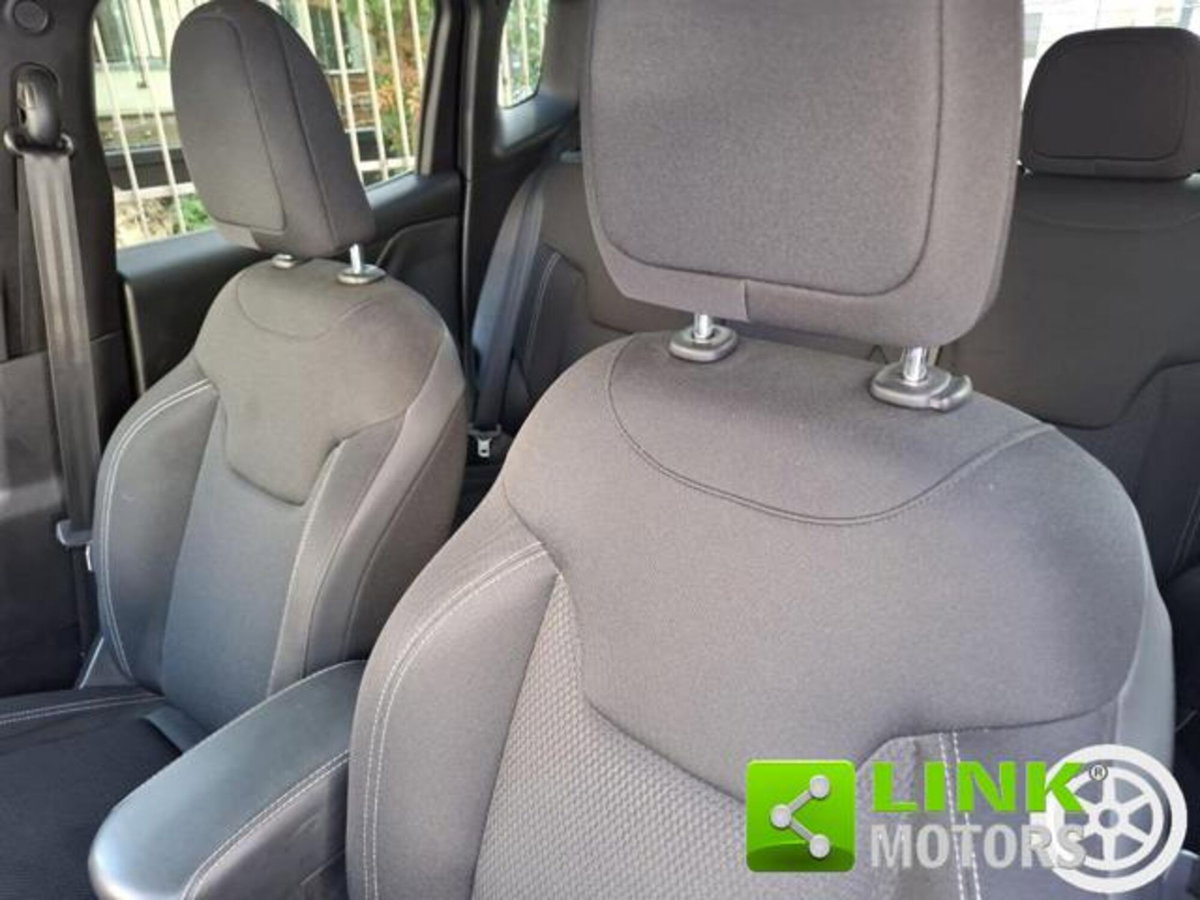 Jeep Renegade 1.6 Mjt 120 CV Limited (14)