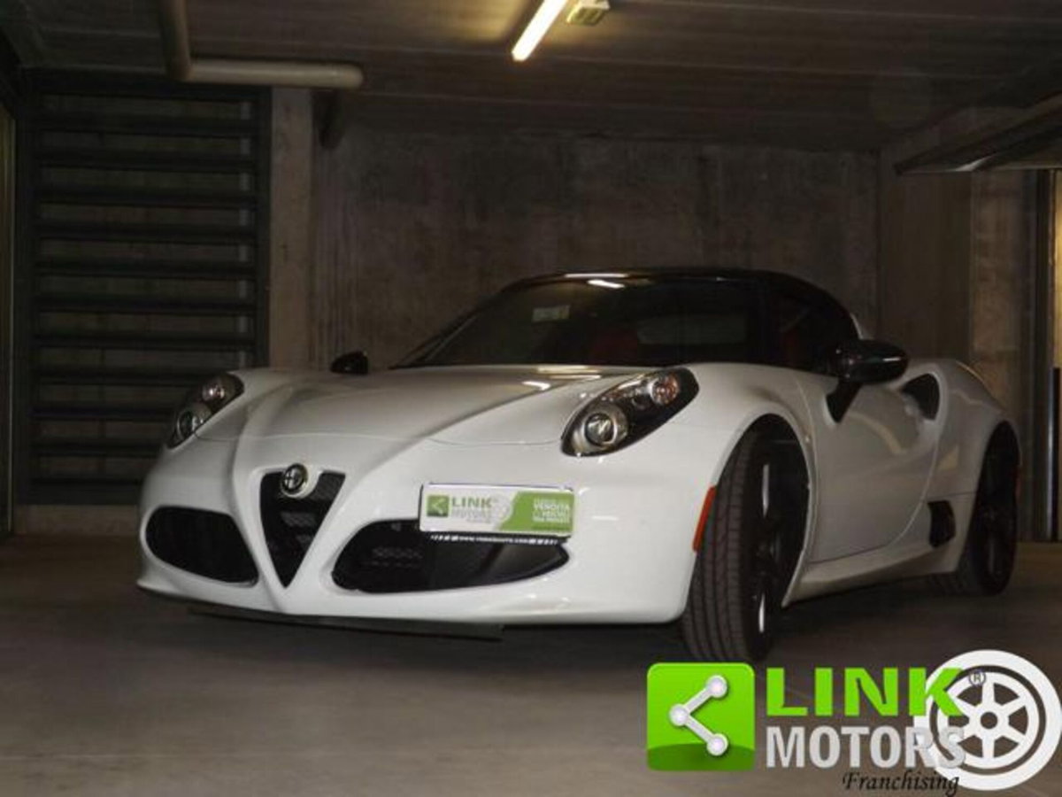 Alfa Romeo 4C Spider 4C 1750 TBi Spider (4)