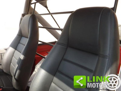 Jeep Wrangler 2.5 Laredo (14)
