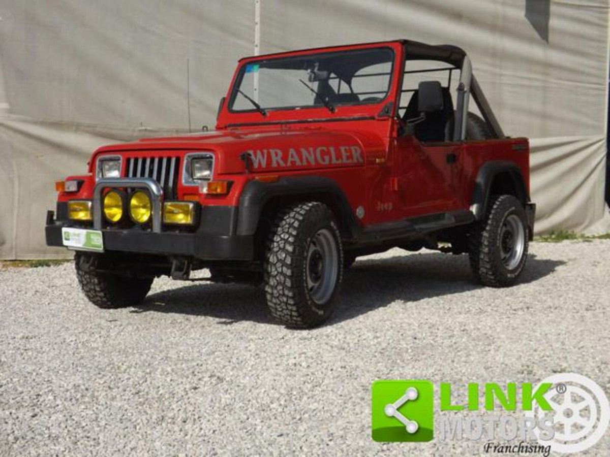 Jeep Wrangler 2.5 Laredo (2)