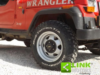 Jeep Wrangler 2.5 Laredo (8)