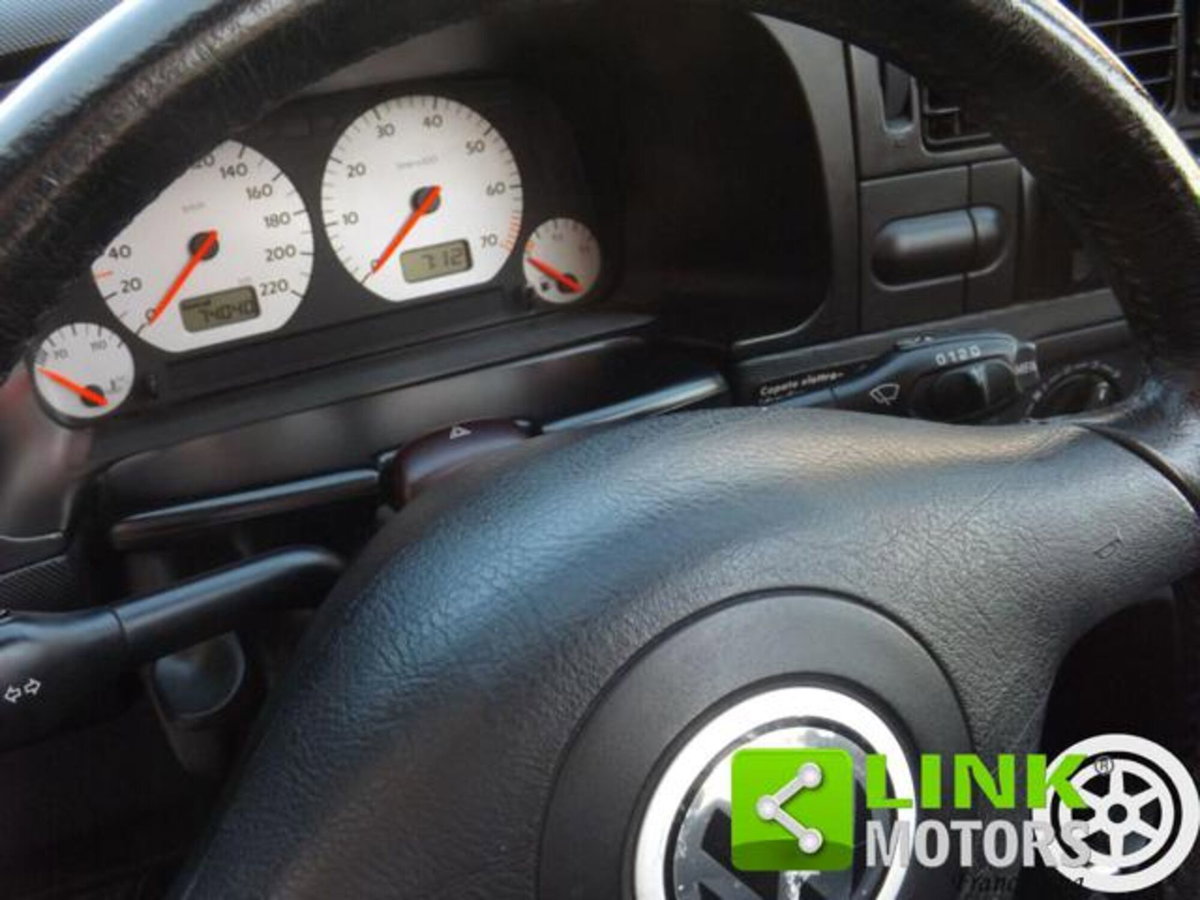 Volkswagen Golf Cabrio 1.6 cat Avantgarde (17)