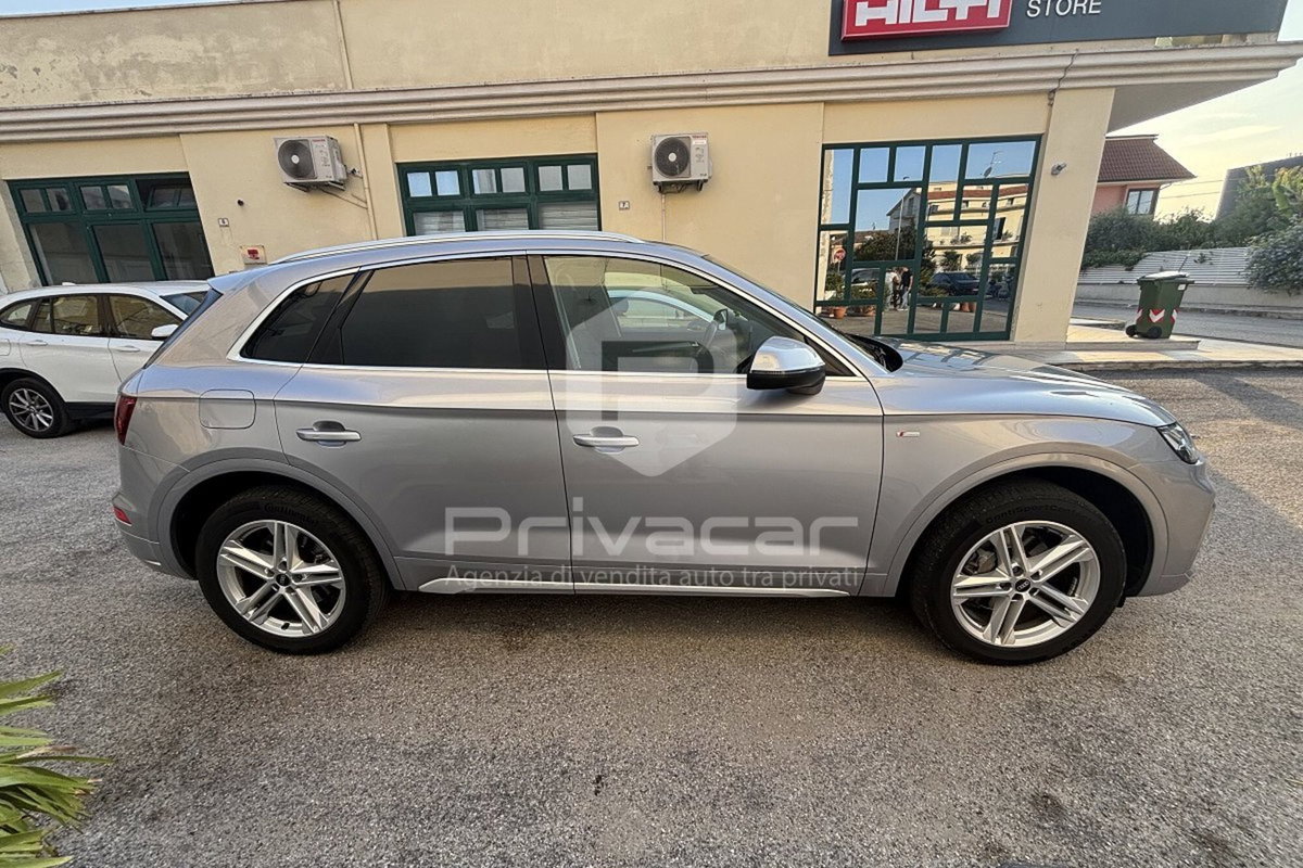 Audi Q5 40 TDI 204 CV quattro S tronic Business (4)