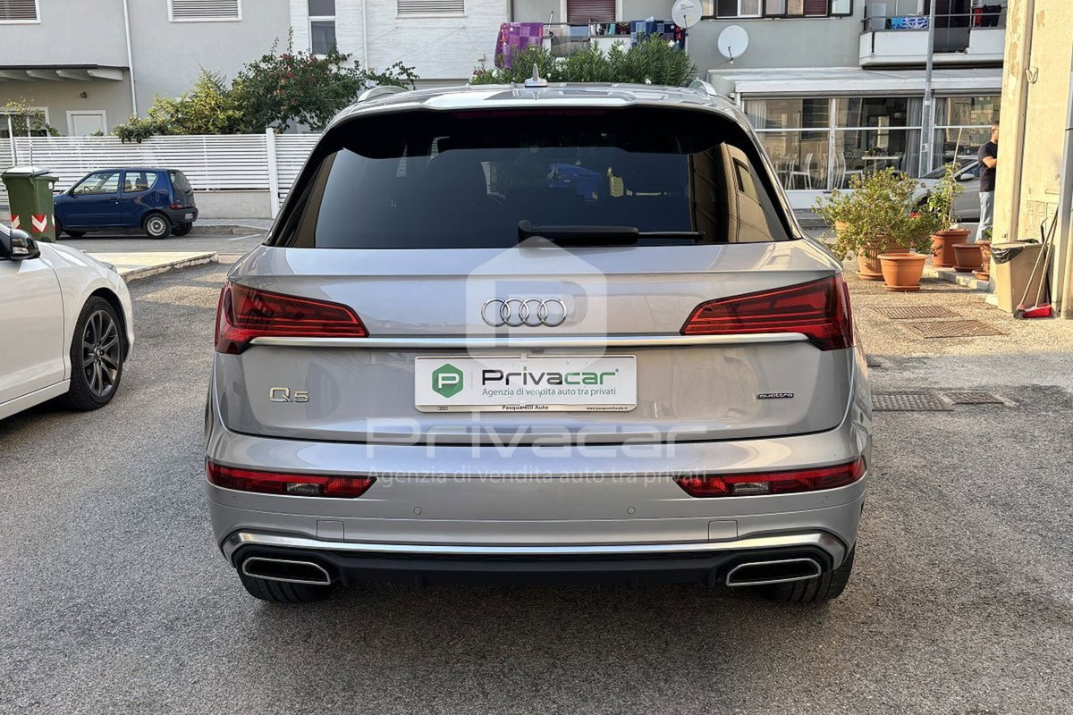 Audi Q5 40 TDI 204 CV quattro S tronic Business (6)