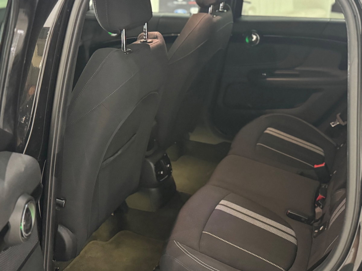 MINI Mini Countryman 2.0 Cooper D Business Countryman (16)