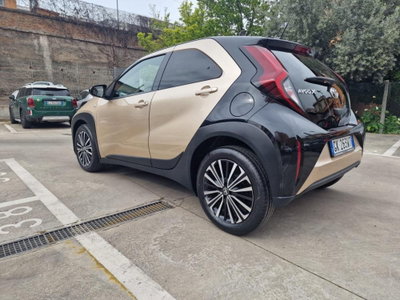 Toyota Aygo X 1.0 Lounge 72cv (6)