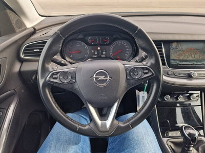 Opel Grandland X 1.5 diesel Ecotec Start&Stop Elegance (14)