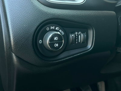 Jeep Renegade 2.0 Mjt 140CV 4WD Active Drive Limited (12)