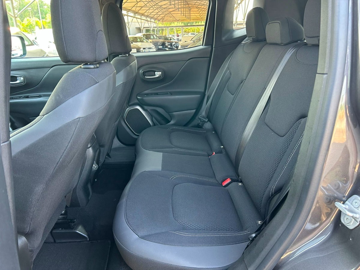 Jeep Renegade 2.0 Mjt 140CV 4WD Active Drive Limited (16)