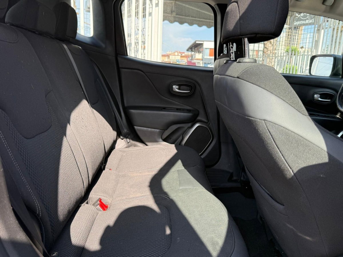 Jeep Renegade 1.6 Mjt 120 CV Limited (10)