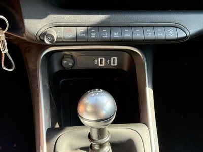 Jeep Avenger 1.2 turbo Summit fwd 100cv (15)