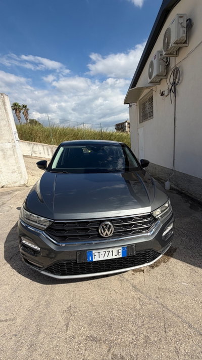 Volkswagen T-Roc 1.0 tsi R-Line 115cv usata