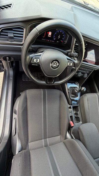Volkswagen T-Roc 1.0 tsi R-Line 115cv (7)