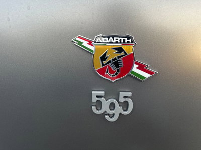 Abarth 595 595 1.4 Turbo T-Jet 180 CV Competizione (10)