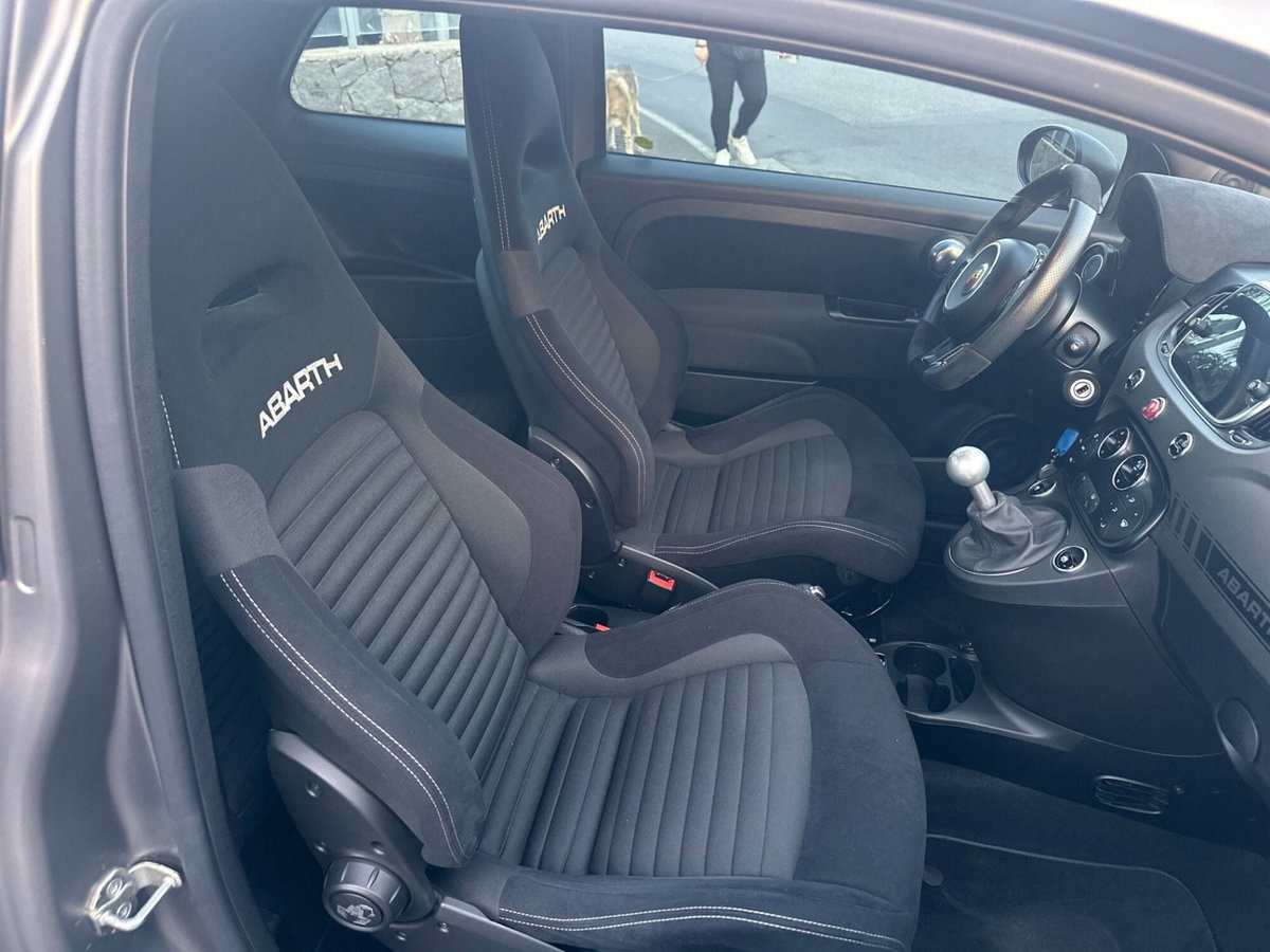 Abarth 595 595 1.4 Turbo T-Jet 180 CV Competizione (13)