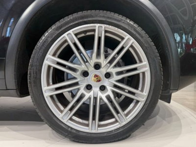 Porsche Cayenne 3.0 Diesel Platinum Edition (12)